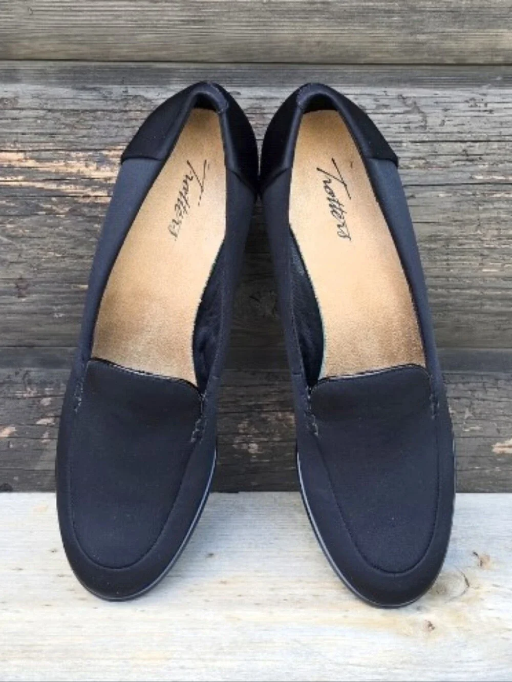 Trotters NEW Quincy 90s Office Siren Block Heel Comfort Heeled Loafer Pumps 9.5N
